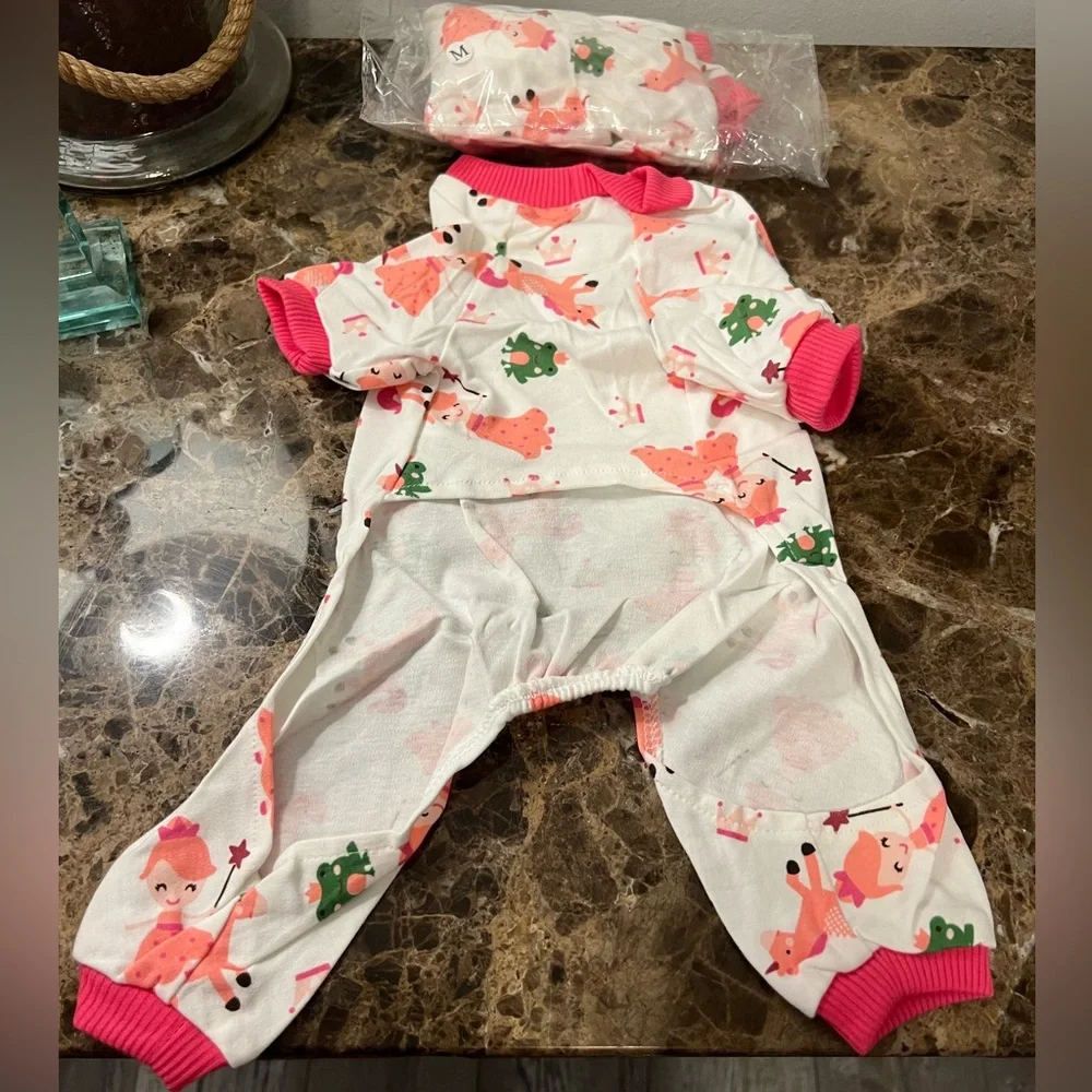Weenie Warmers Princess Unicorn PJs feature happy little unicorns white & Pink